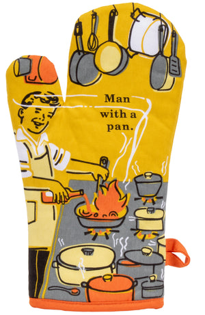 blue q oven mitts man with a pan